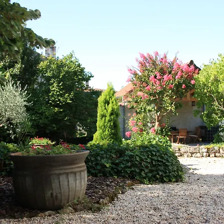 Jardins En Couette-café Cognac